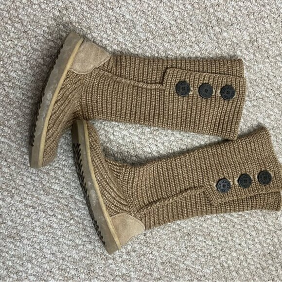 Ugg classic cardy brown boots size  5 - Picture 1 of 10